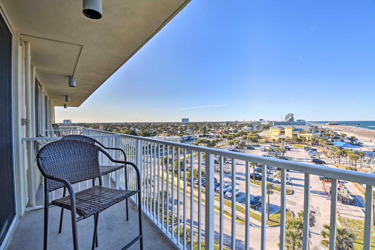 Oceanfront Resort-Style Getaway - Walk To Beach! Daytona Beach Zewnętrze zdjęcie